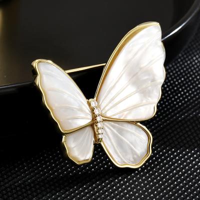 China Retro and modern New luxury natural Butterfly brooch Fashion with long corsage for sale