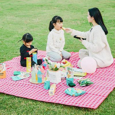 China Portable Waterproof Durable Reused Blanket Mat For Camping Travel Outdoor Foldable Oxford Beach Picnic New Cozy Comfortable Feel for sale