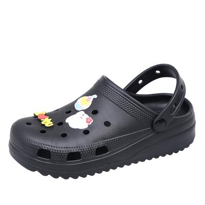 China Factory direct supply 2022 fashion trend new soft unique cute fashion couple sandals sandals and slippers women's slippers for sale