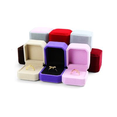 China Clamshell Type Jewelry Packaging Gift Box Factory Price Storage Rectangle Clamshell Box Customized Velvet Jewelry Box Set Ring Box Wedding for sale