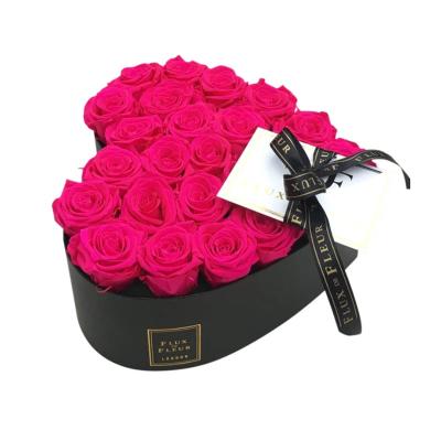 China Recycled Recyclable Materials Valentine's Day Christmas Gift Romantic Wedding Decor Roses Heart Shape Box Cardboard Boxes For Flowers for sale