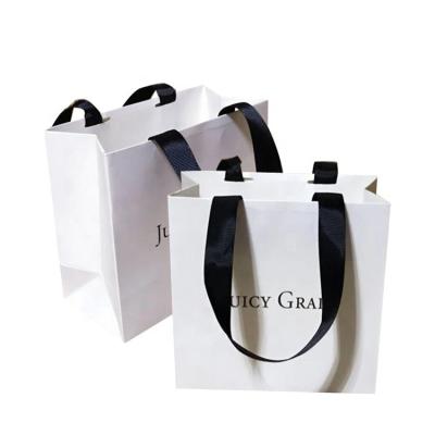 China Small Recyclable Cheap Custom Luxury Shopping White Paper Gift Card Bag With Logo for sale