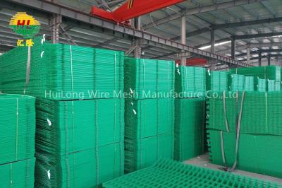 China 3d curvou 5x5 o fio soldado polegada Mesh Panels Powder Coated à venda