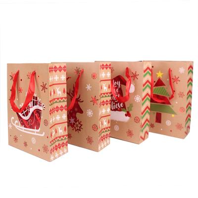 China Recyclable Merry Christmas Gift Bag Small Christmas Gifts Bag Christmas Kraft Paper Gift Bags for sale