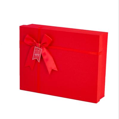 China Gift & Romantic Gift Box Christmas Craft Christmas Gift Voucher Devorative Box For Girl for sale