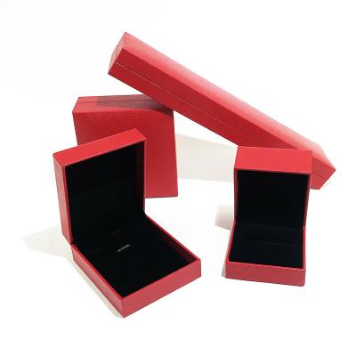 China Wholesale Recycled materials paper jewelery boxes pink black joyero joyero luxury custom jewelry packaging custom jewelry box with logo for sale