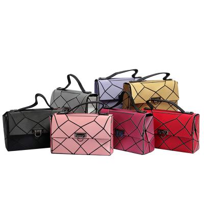 China 2021 Fanshion Factory Hot-selling Stylish Women's Small Geometric Square Bag Irregular Pattern Messenger Bag for sale