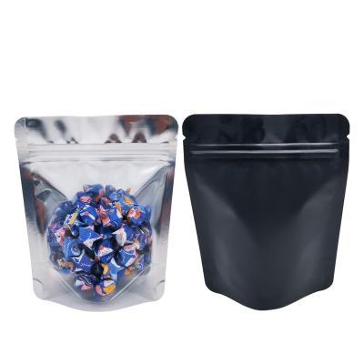 China Frente Luminoso Preto Mate Atrás 13 Mil 3.5g Mylar Ziplock Stand Up Bags Para Flores de Erva Fruta Doces Snacks à venda