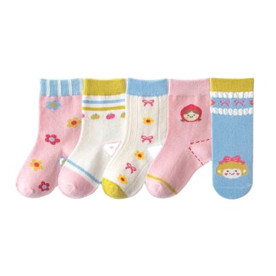 China QUICK DRY Kids Cotton Crew Socks For Girl Toddler Girl Kids Cute Fashion Cartoon Floral Socks 5 Packs for sale