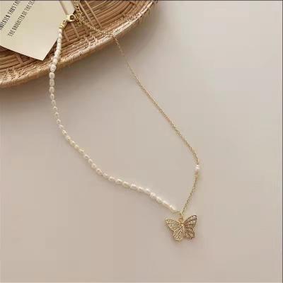 China TRENDY INS Vintage Micro Inlaid Butterfly Pearl Women's Necklace for sale