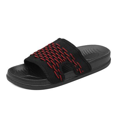 China Flat Summer Shoes Large-Size Mesh Breathable Beach New Sandals Flip Flops Mens Slippers On Lit for sale