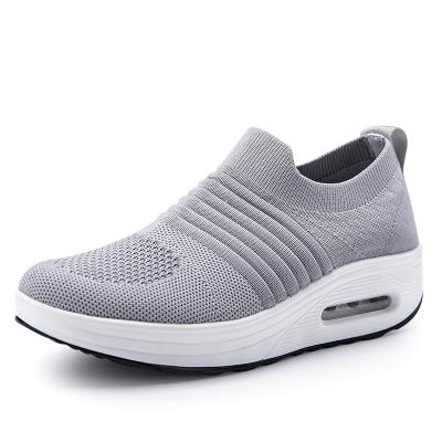 China New Fashion Breathable Women Sneakers Ladies Canvas Shoes Ladies White Casual Shoes for sale