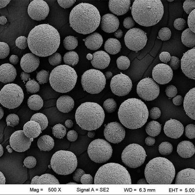 Chine L'oxyde Y2o3 de yttrium saupoudrent 99,999% 20-50um pour la fabrication de jet à vendre