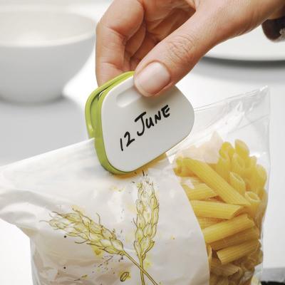 China New Design 3pcs Household Food Snacks Sealing Viable Plastic Set Clip Magnetic Note Clips Plastic Bag Magnets Clip for sale