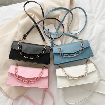 China Large Capacity Solid Pure Color Messenger Cross - Body Bag With Chain Summer Color Cool Bag Drop Shipping Wholesale Women Bag For Girls Envelope for sale