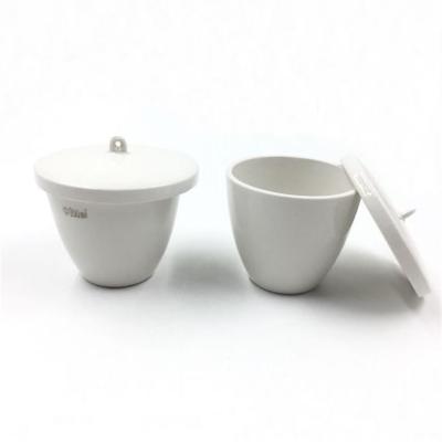 China Crisol de cerámica del uso 5ml del laboratorio, crisol de porcelana con la cubierta en venta