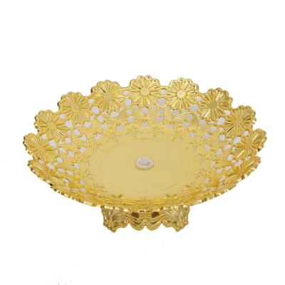 China Craftsman Wholesale Golden Plastic Wedding Basket Candy Cookies Storage Basket With Handle for sale