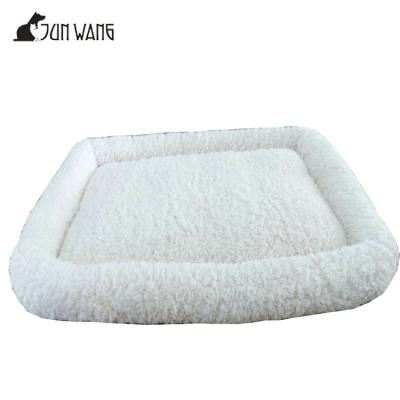 China Sustainable Hotsale Extraordinarily Soft Warm Teddy Fleece 29 Inch White Dog Bed for sale