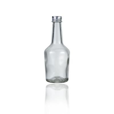 China Eco-Friendly Recyclable Custom Design Empty Transparent Round Mini Whiskey Brandy Glass Wine Bottles 100ml Pouch Liquor Vodka Whiskey for sale