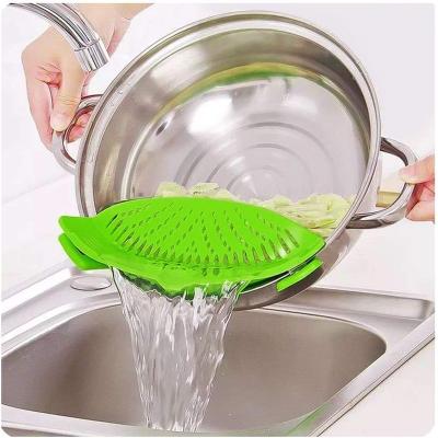 China Viable Heat Resistant Filter Bowl Strainer Pot Snap N Tension Strainer Collapsible Clip On Colander And Silicone Strainer for sale