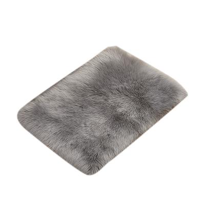 China Non-slip Sheepskin Area Rugs Faux Fur Bedside Rugs Luxury White Fluffy Rugs Bedroom Rug Blankets For Living Room for sale