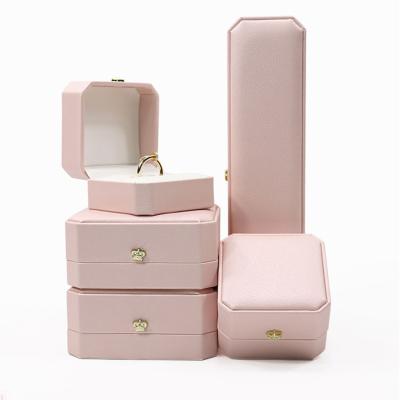 China Factory Quality Reused PU Leather Trinket Box Wholesale PU Rose Materials Bangle Jewelry Box for sale