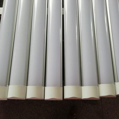 China Warehouse/modern office warehouse/hotel office lighting 40W 30W PC aluminum slats led flat led linear led tube light light fixture for sale