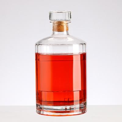 China Glass Bottles for Alcoholic Beverages of Empty Whisky Wine Bottle 500ml 700ml 750ml for sale