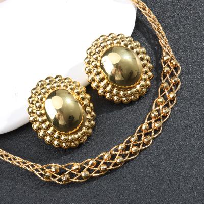 China Good Quality YueMing New Style Africa Fine Fashion Jewelry Sets Necklace 18K Gold Plated For Women Luxury Earring Set Bridal for sale