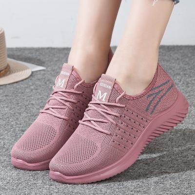 China 2021 fashion trend new arrival China factory low price women's sports shoes outdoor running casual black sports sneakers for sale