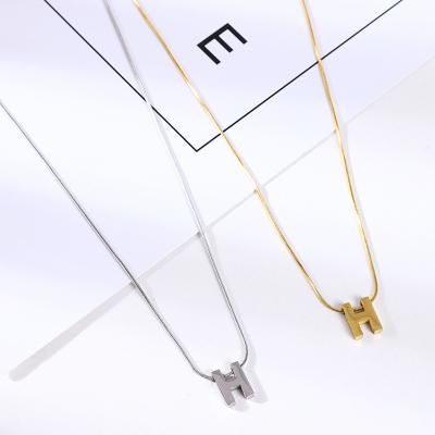 China CLASSIC Jewelry Stainless Steel Letter H Pendant With Snake Chain Necklace Girl's Happy Initial H Pendants Necklaces for sale