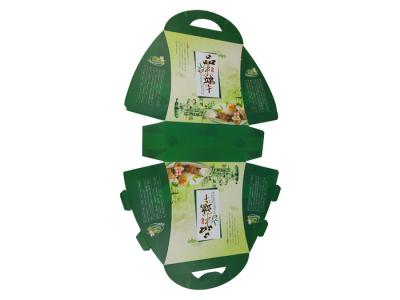 中国 Custom Design Paper Bags Foldable Shape Green Colors Environmental Cardboard Material Bag with Handle 販売のため