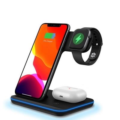 China Hot Selling Support Smart Phone 15W 3 in 1 Wireless Charger Stand Phone with Desk Lamp Fast Wireless Charger for sale