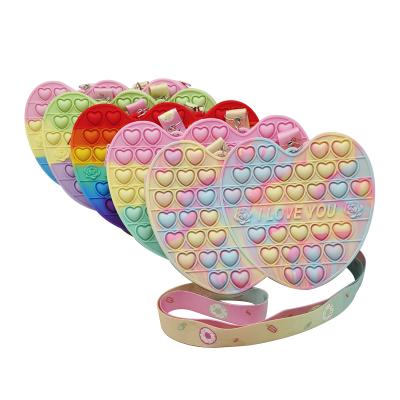 China 2022 New Valentine's Day Theme Valentine's Day Gift Anti - Messenger Bag Heart Shape Valentine Fidget Bag Body Rainbow Snap Bubble Sensory Effort Cross for sale