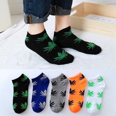 China Street Men White Foil Printed Cotton Boat Weed Antibacterial Low Cut Socks for sale