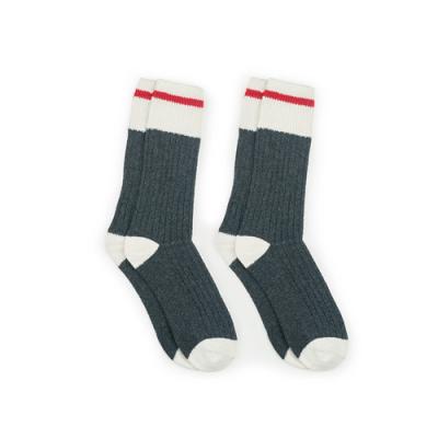 China Antibacterial Custom Design Canada Mens Thick Red Stripe Cotton Socks Dark Gray for sale