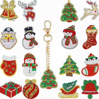 China 16 Pieces Convenient Christmas DIY Diamond Key Chain Christmas 5D Painting Round Drill Key Chain Pendant for sale