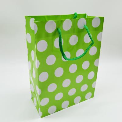 China Wholesale Recyclable Cheap M Paper Sack Paper Bag Gift Bag With Dotted Design for sale