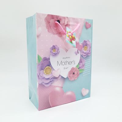 China Small Recyclable Paper Bag Wholesale Mother's Day Printing Gift Jewelry Packaging Bag for sale