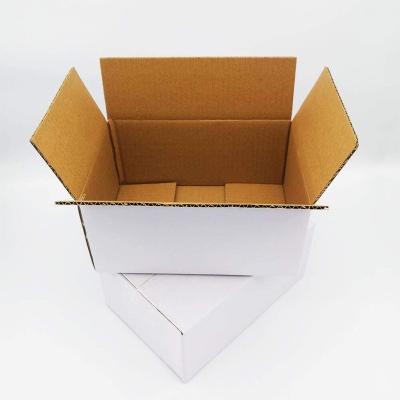 China Corrugated Cardboard Printing Handling Matt Lamination In Paper Type 2022, Customized Logo Best-Selling Environmentally Friendly Wholesale Customized Box Is Used For Transporting Clothes And Food for sale