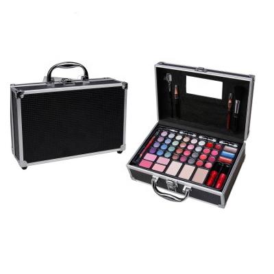 China OEM ODM Portable Aluminum Custom Logo Cosmetics Makeup Set For Girls M9002 for sale