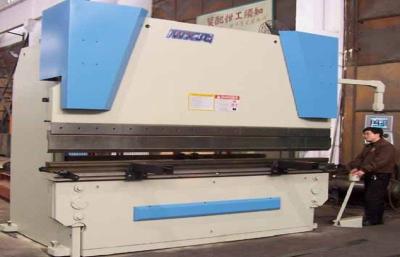 China Equipo de doblez 160T/3200m m de la chapa hidráulica eléctrica del CNC en venta