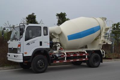 Chine cylindres à bas taux du réservoir 6 de camion de Mixe de ciment du repos 290HP 4 courses à vendre