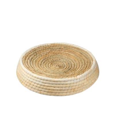 China Sustainable Natural Handmade Sisal Pet Scratcher Paw Pad Recycled Cat Scratcher Multi Functional Corrugated Cardboard for sale