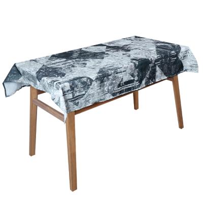 China New Design Waterproof Polyester Manufacture Custom Printed Dining Table Cloth Cover for sale