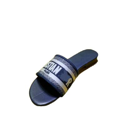 China Luxury designer Fashion European indoor home outdoor beach and American wild letter flat shoes embroidery summer slippers ladies casual sandals for sale