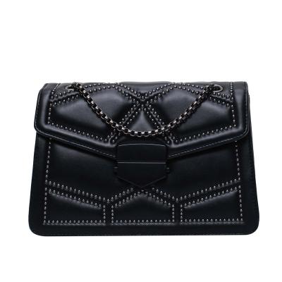 China Other Handbags 2023 PU Ladies Leather Rivet Fashion Woman Bags Chain Cross - Body Shoulder Flap Handbags Small for sale