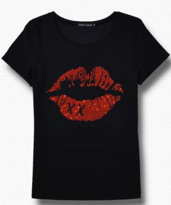 China Red Flatback Bling Glitter Iron On Transfer Lip Rhinestone Transfer Design For Black T-Shirt for sale