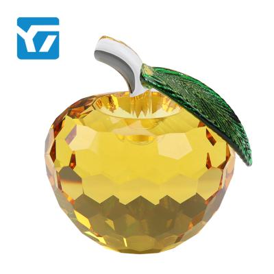 China Wholesale High Quality Chinese Style Art Apple Glass Crystal Apple Crystal Christmas Gift for sale