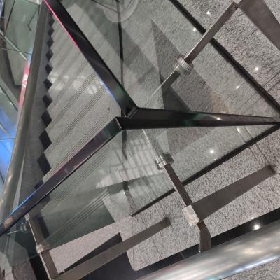 China Modern frameless 10mm tempered glass 12mm balustrade in stair laminated glass balustrade for stairs for sale